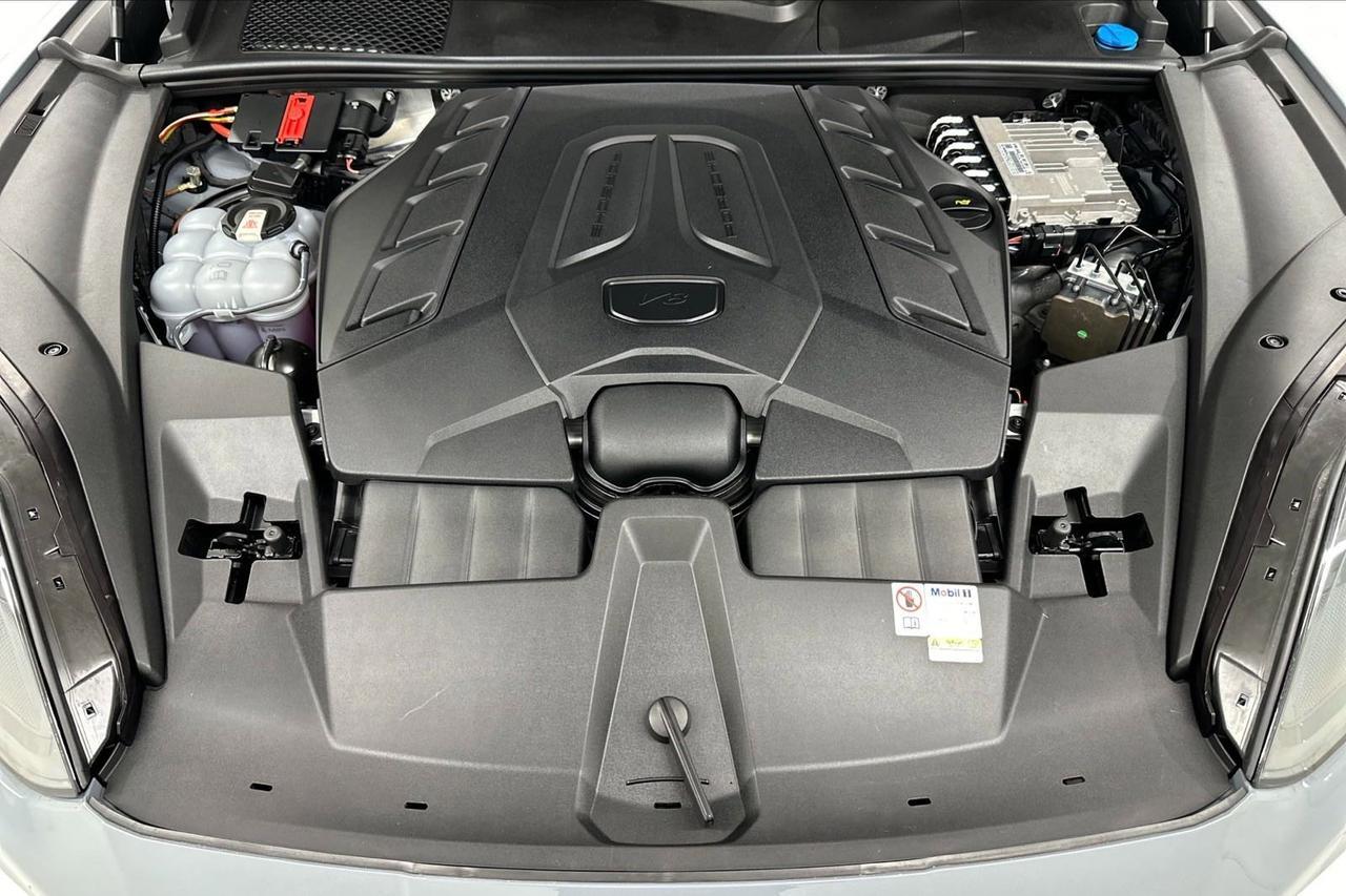 2024 Porsche Cayenne Turbo GT Newark DE