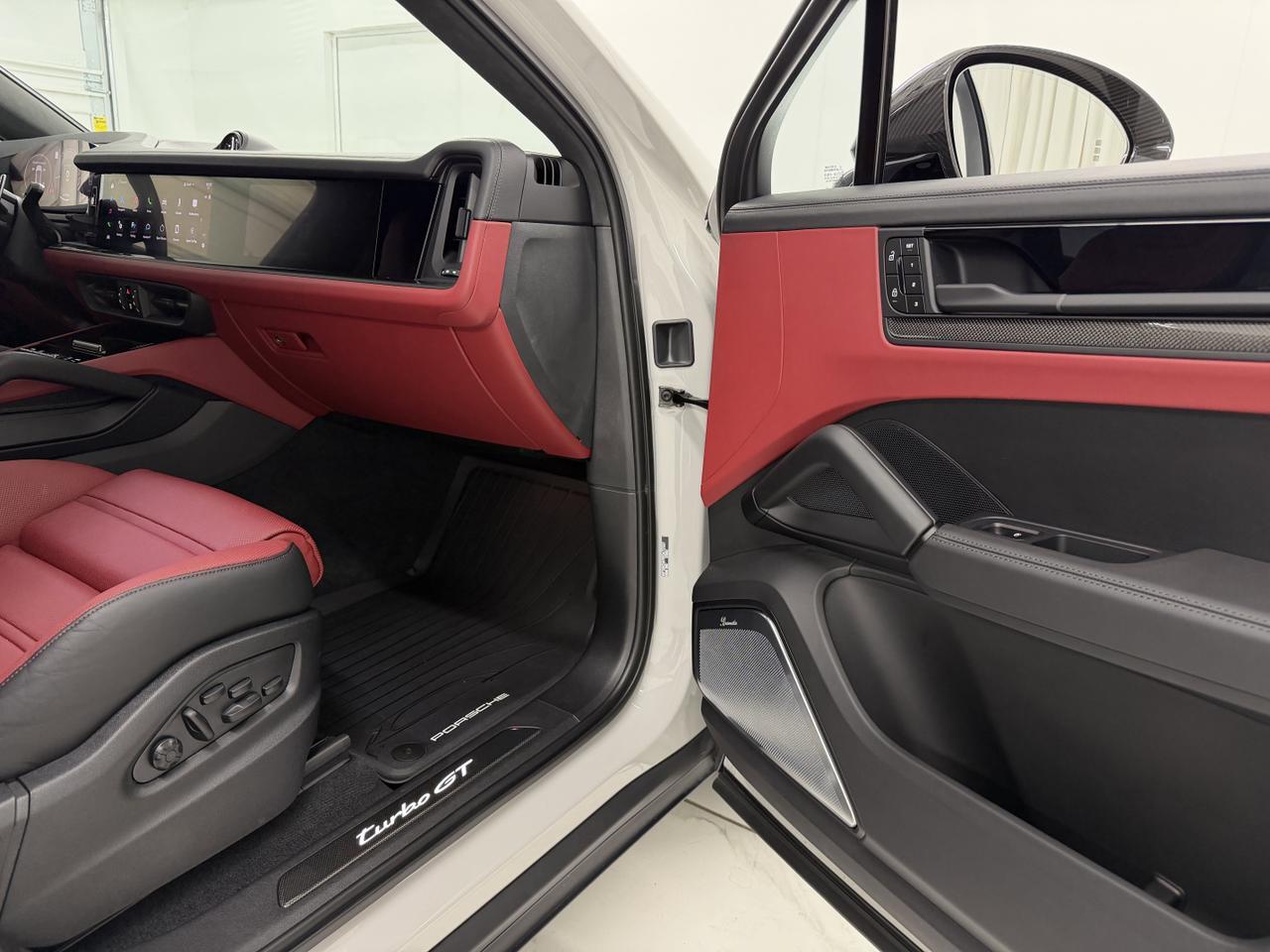 2024 Porsche Cayenne Turbo GT Newark DE