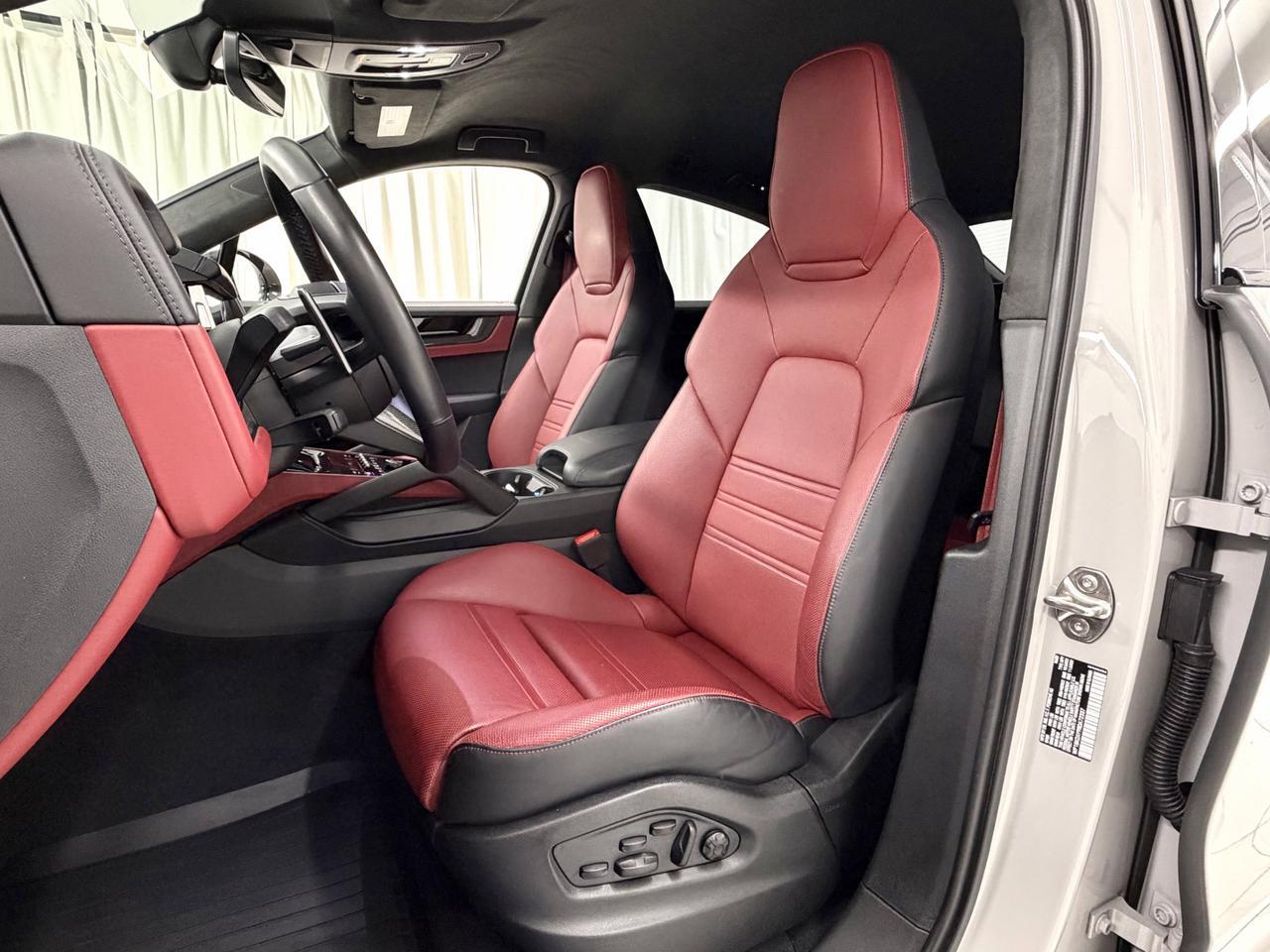 2024 Porsche Cayenne Turbo GT Newark DE