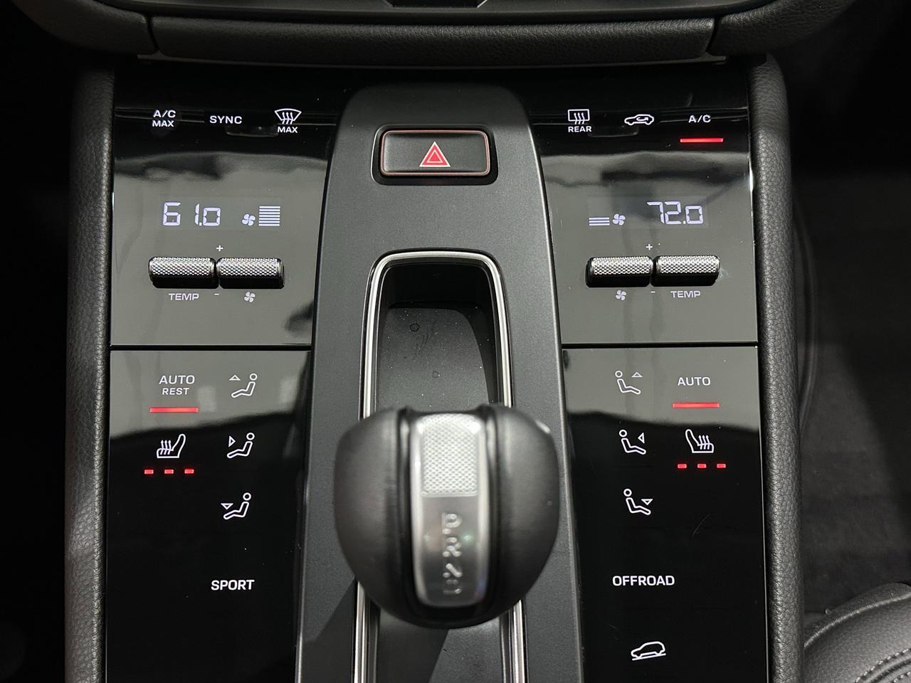 2024 Porsche Macan Newark DE