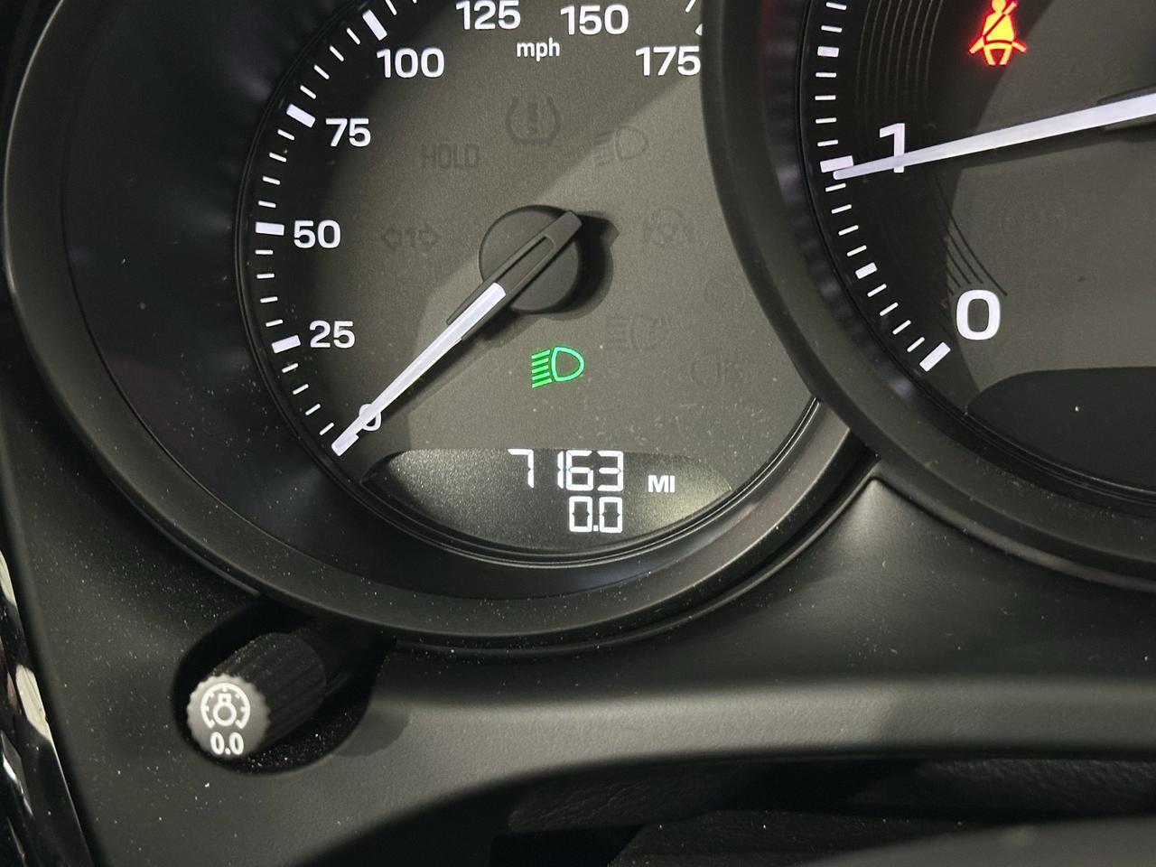 2024 Porsche Macan Newark DE