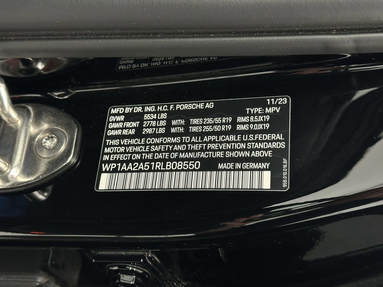 2024 Porsche Macan Newark DE