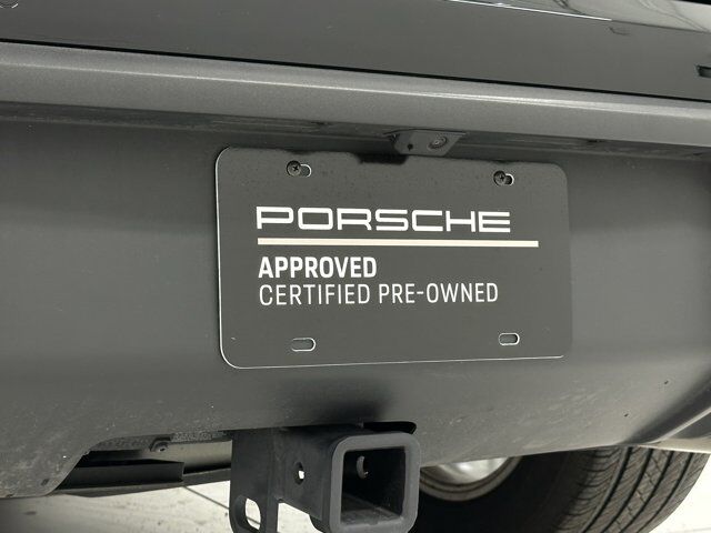 2024 Porsche Macan Newark DE