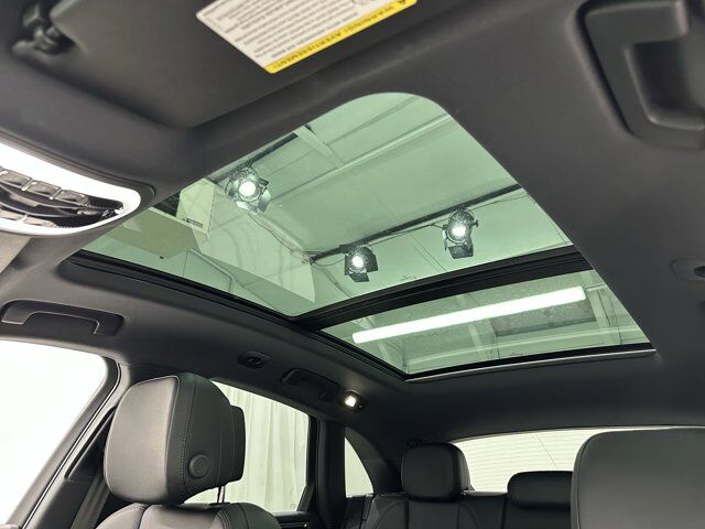 2024 Porsche Macan Newark DE