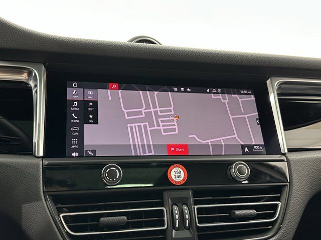 2024 Porsche Macan Newark DE