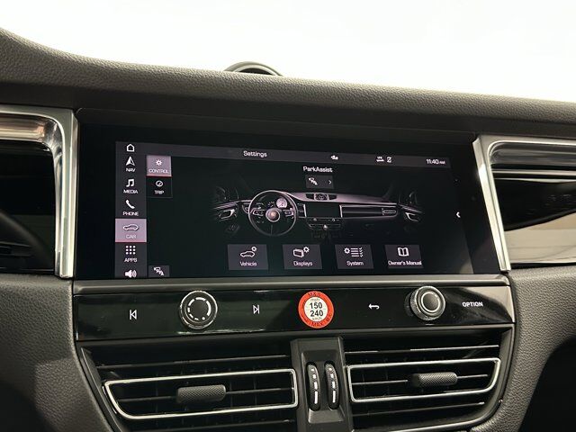 2024 Porsche Macan Newark DE