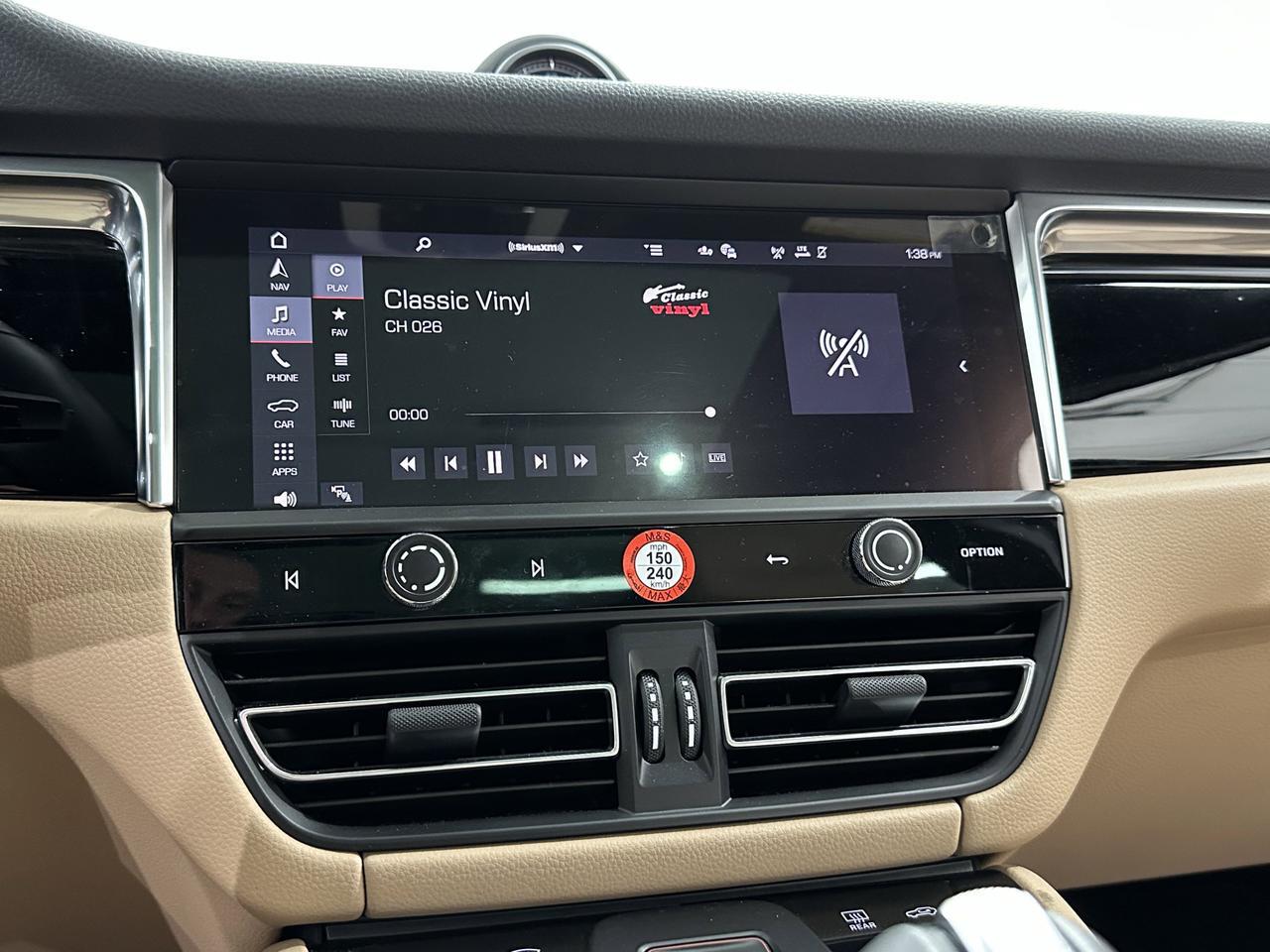 2024 Porsche Macan Newark DE