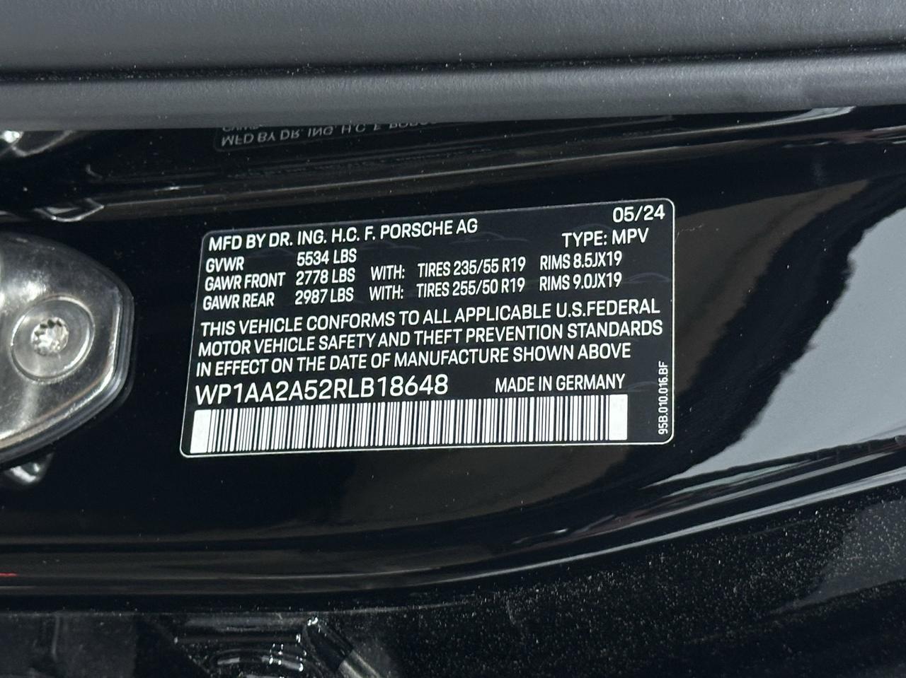 2024 Porsche Macan Newark DE