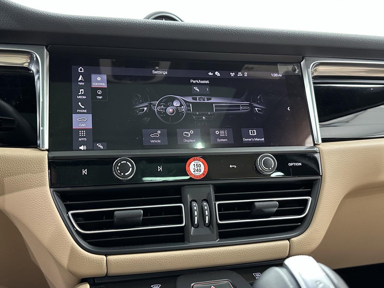 2024 Porsche Macan Newark DE