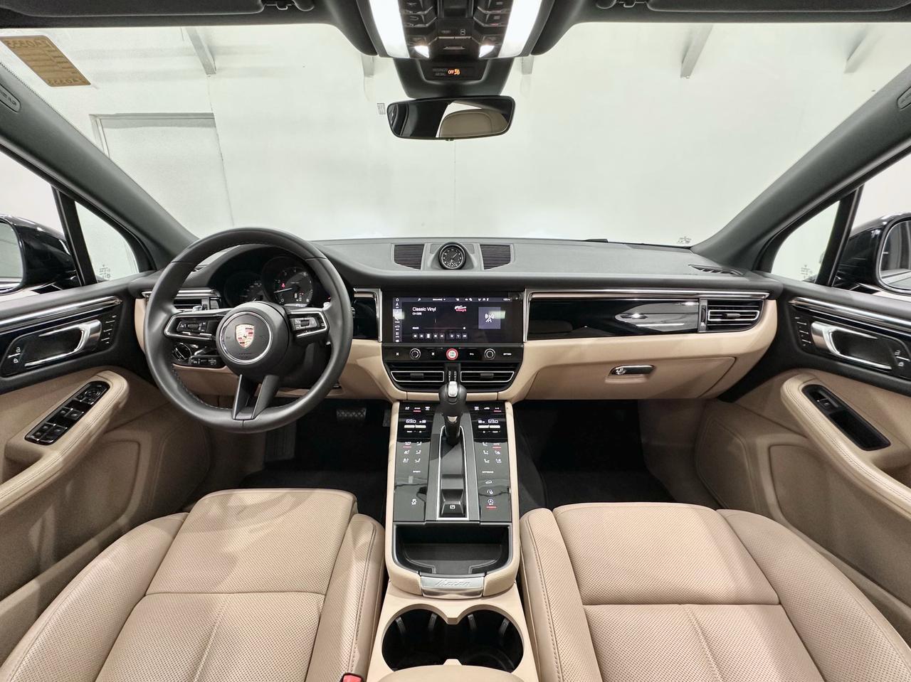 2024 Porsche Macan Newark DE