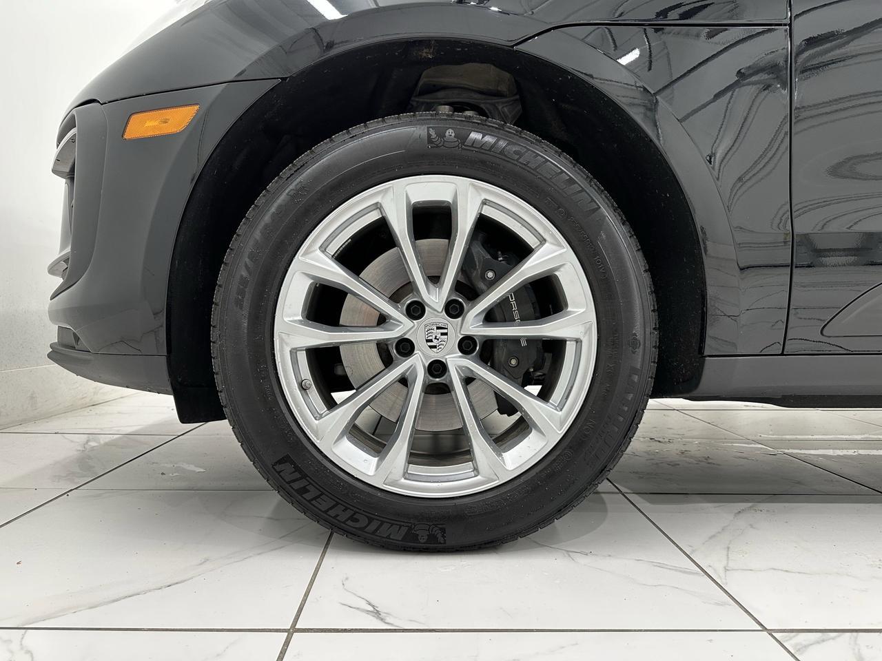 2024 Porsche Macan Newark DE
