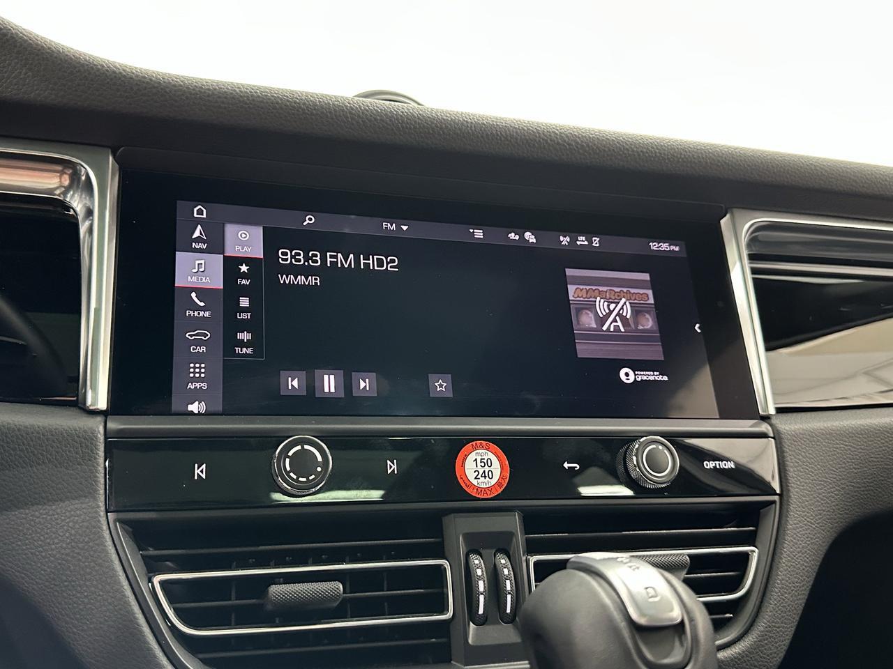 2024 Porsche Macan Newark DE
