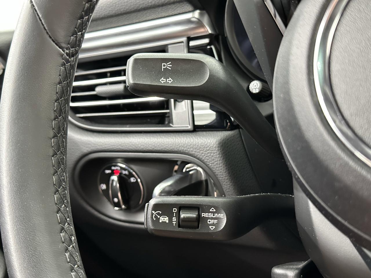 2024 Porsche Macan Newark DE