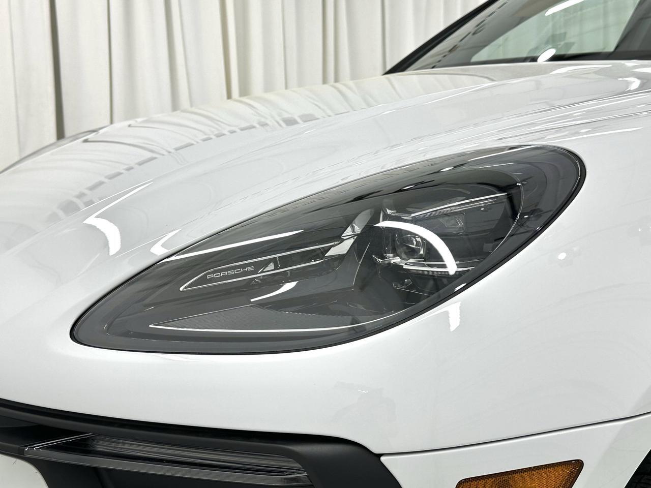 2024 Porsche Macan Newark DE