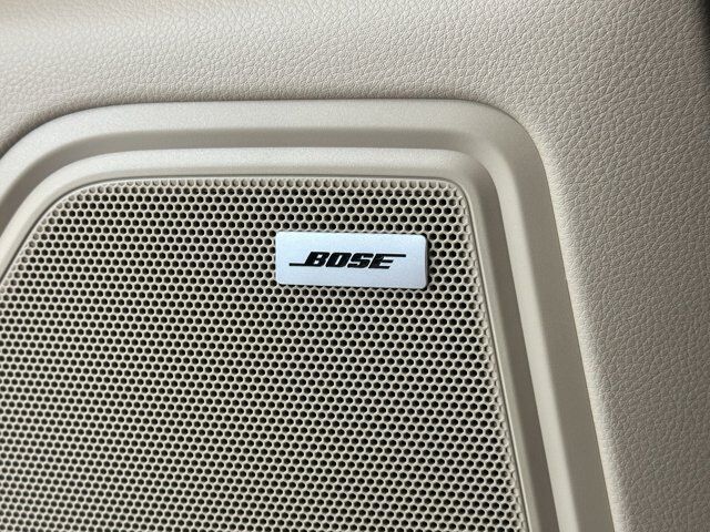 2024 Porsche Macan Newark DE