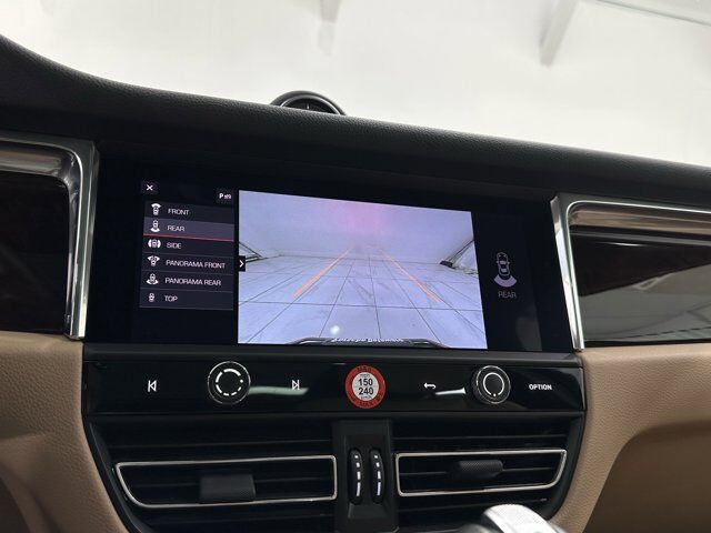 2024 Porsche Macan Newark DE
