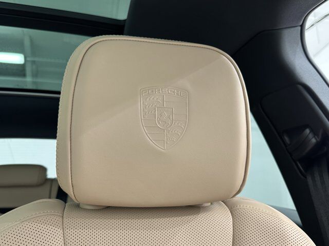 2024 Porsche Macan Newark DE