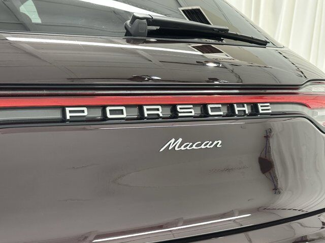 2024 Porsche Macan Newark DE