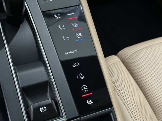 2024 Porsche Macan Newark DE