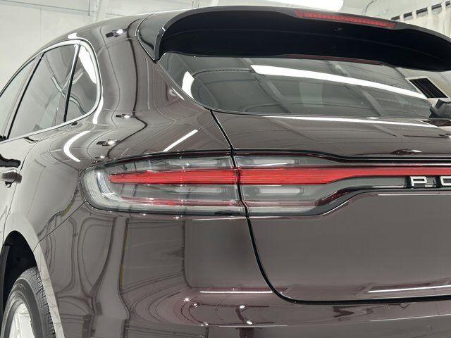 2024 Porsche Macan Newark DE