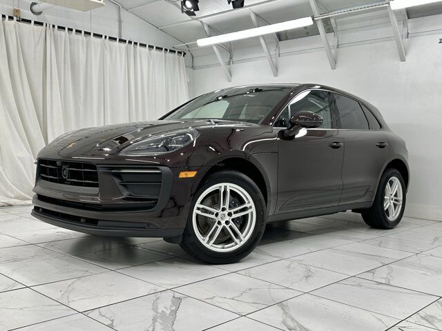 2024 Porsche Macan Newark DE