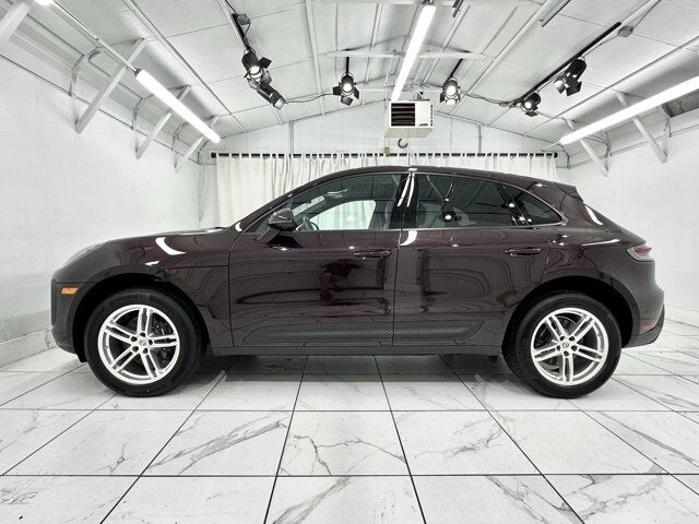 2024 Porsche Macan Newark DE