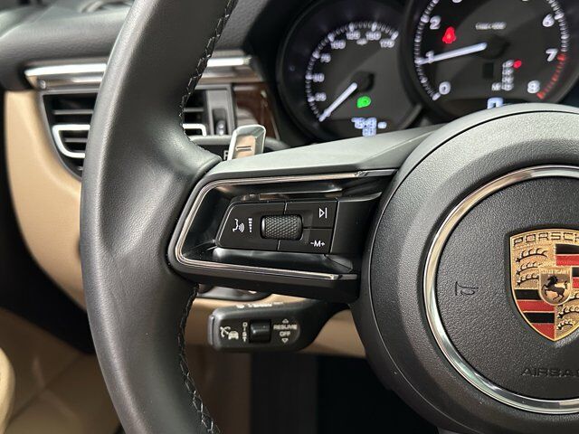 2024 Porsche Macan Newark DE