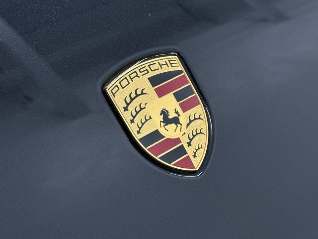 2024 Porsche Macan Newark DE