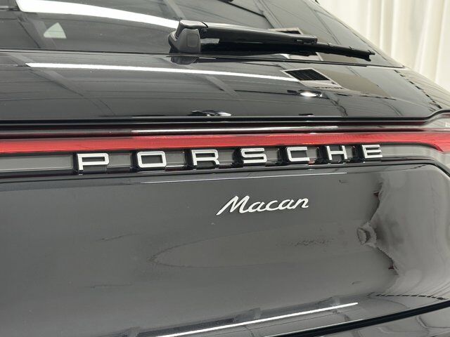 2024 Porsche Macan Newark DE