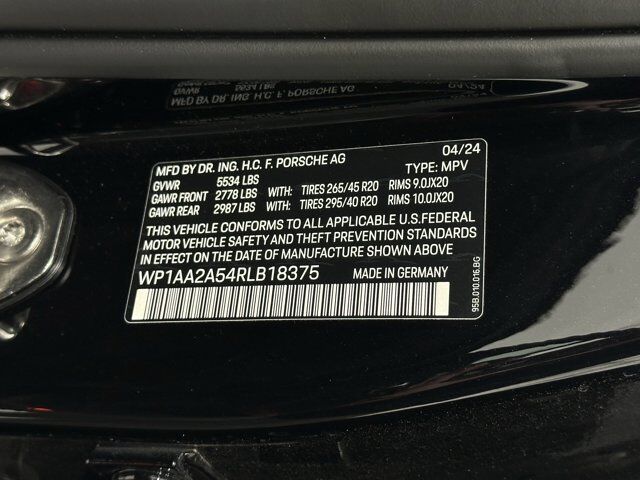 2024 Porsche Macan Newark DE