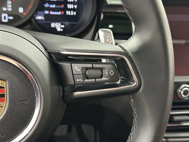 2024 Porsche Macan Newark DE