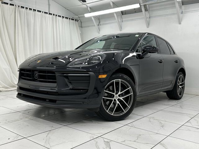 2024 Porsche Macan Newark DE