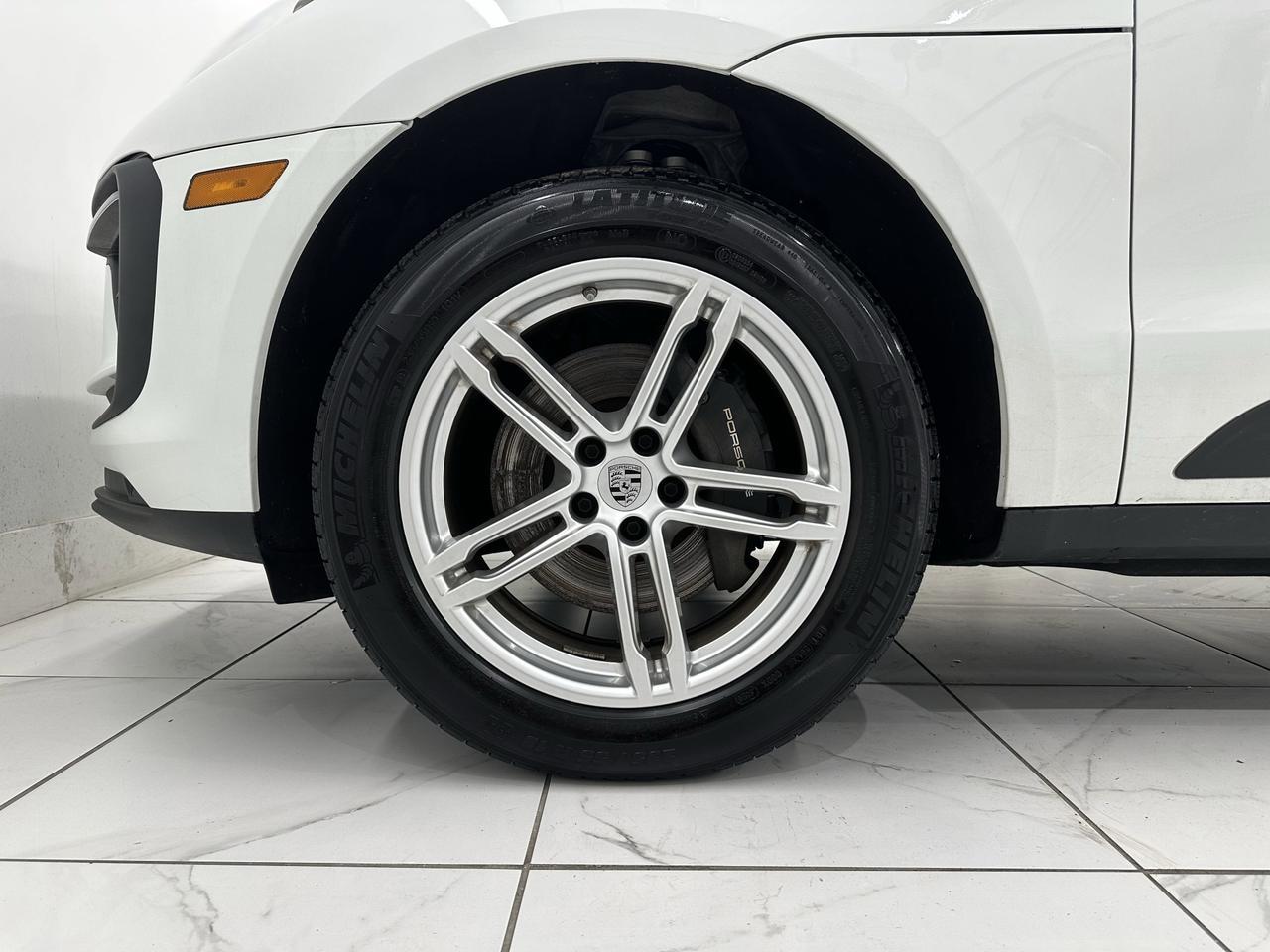 2024 Porsche Macan Newark DE