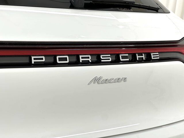 2024 Porsche Macan Newark DE
