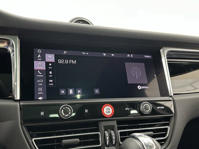 2024 Porsche Macan Newark DE
