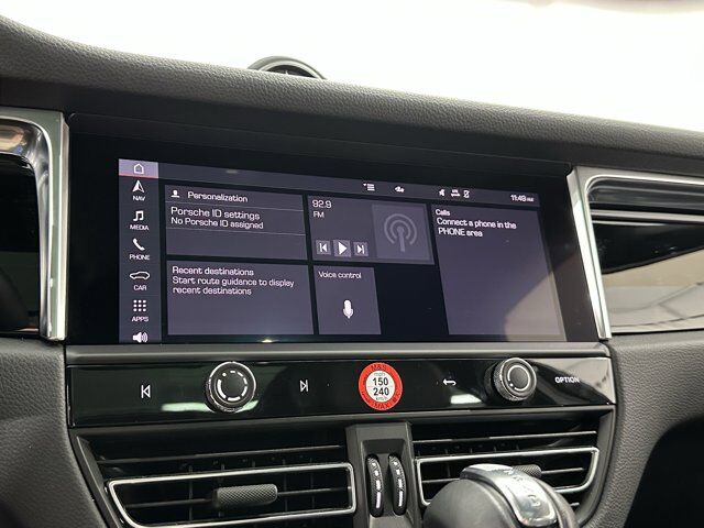 2024 Porsche Macan Newark DE