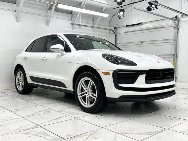 2024 Porsche Macan Newark DE
