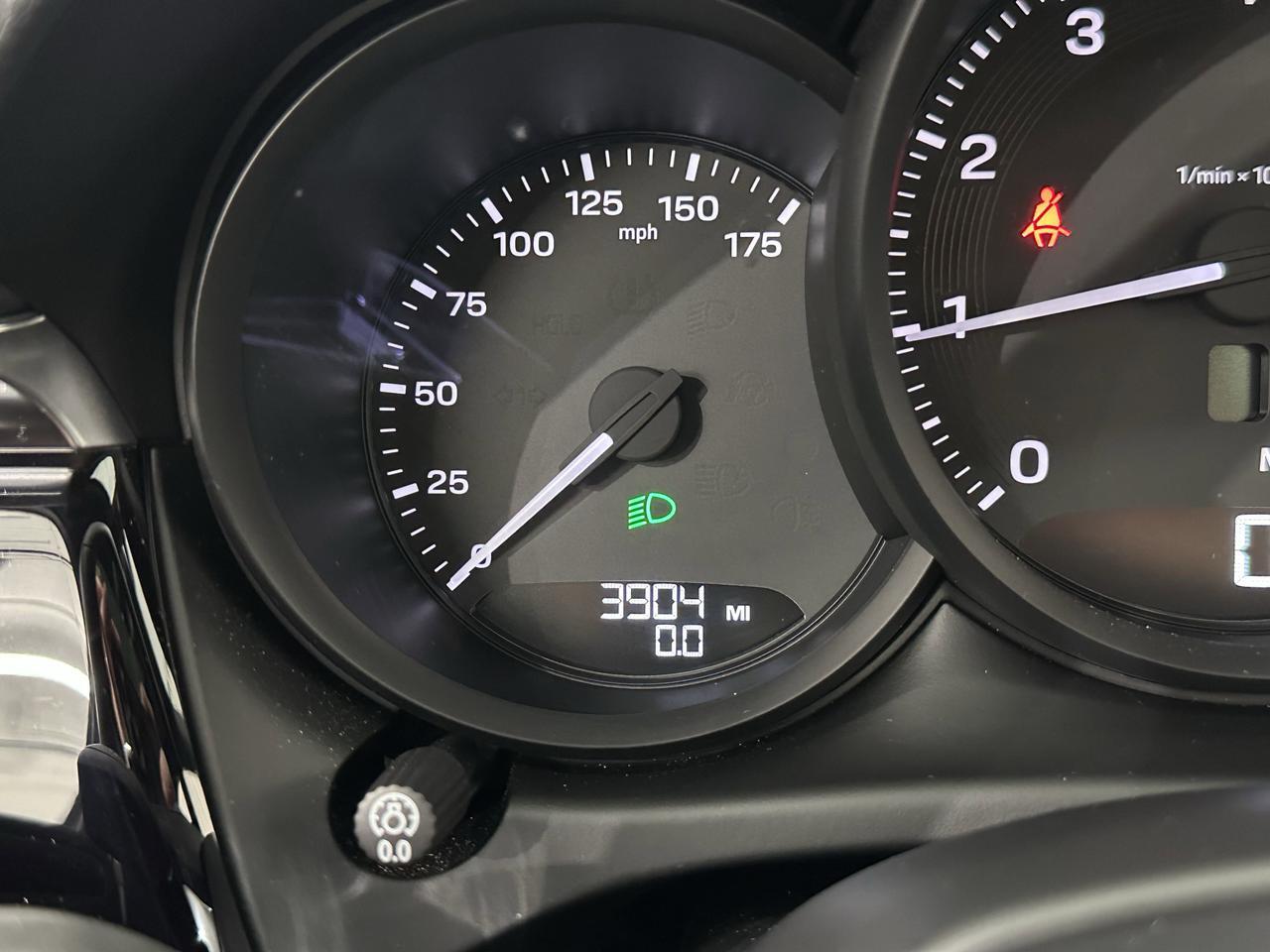 2024 Porsche Macan Newark DE