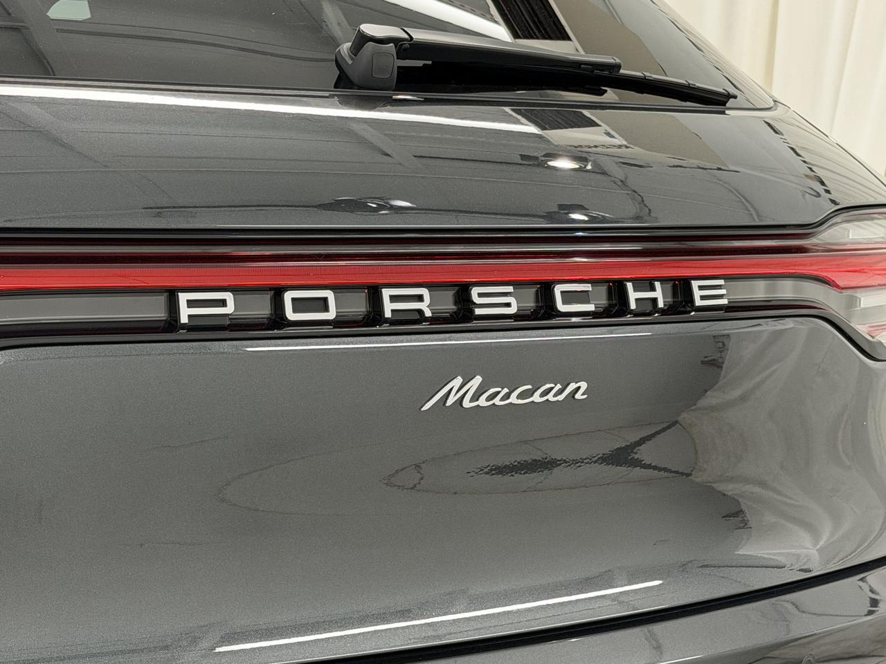 2024 Porsche Macan Newark DE