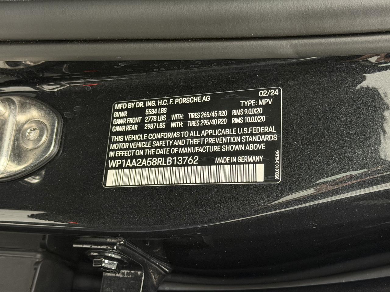 2024 Porsche Macan Newark DE