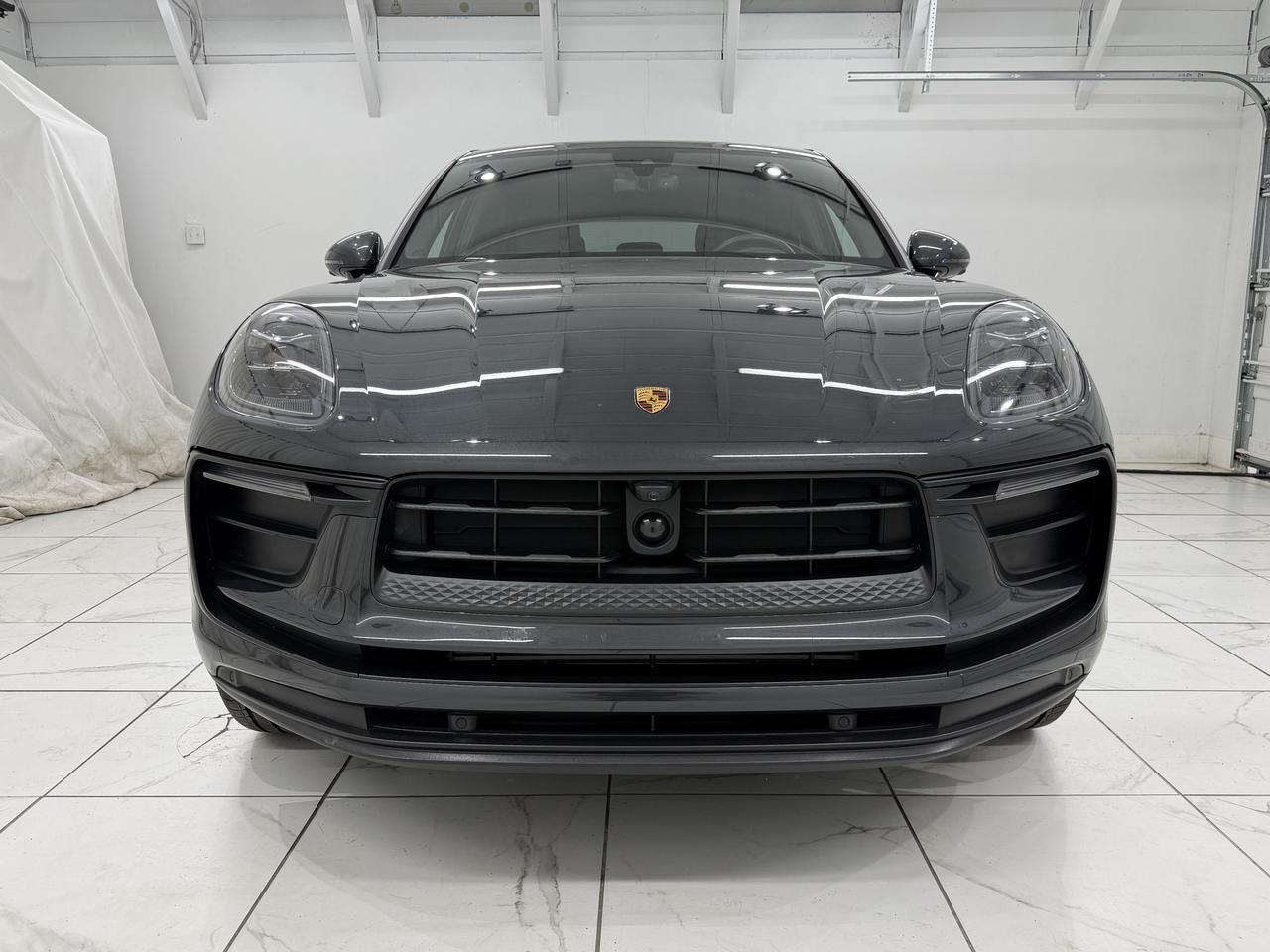 2024 Porsche Macan Newark DE