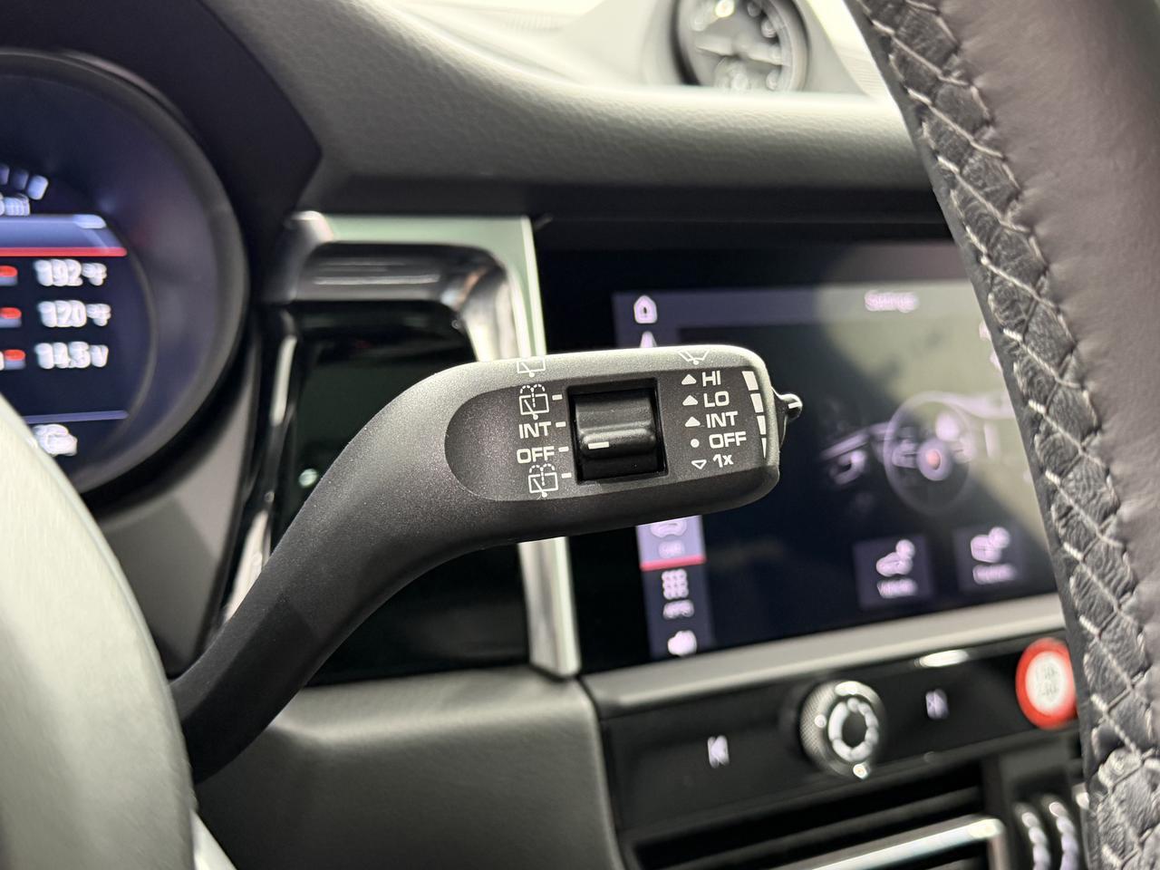 2024 Porsche Macan Newark DE