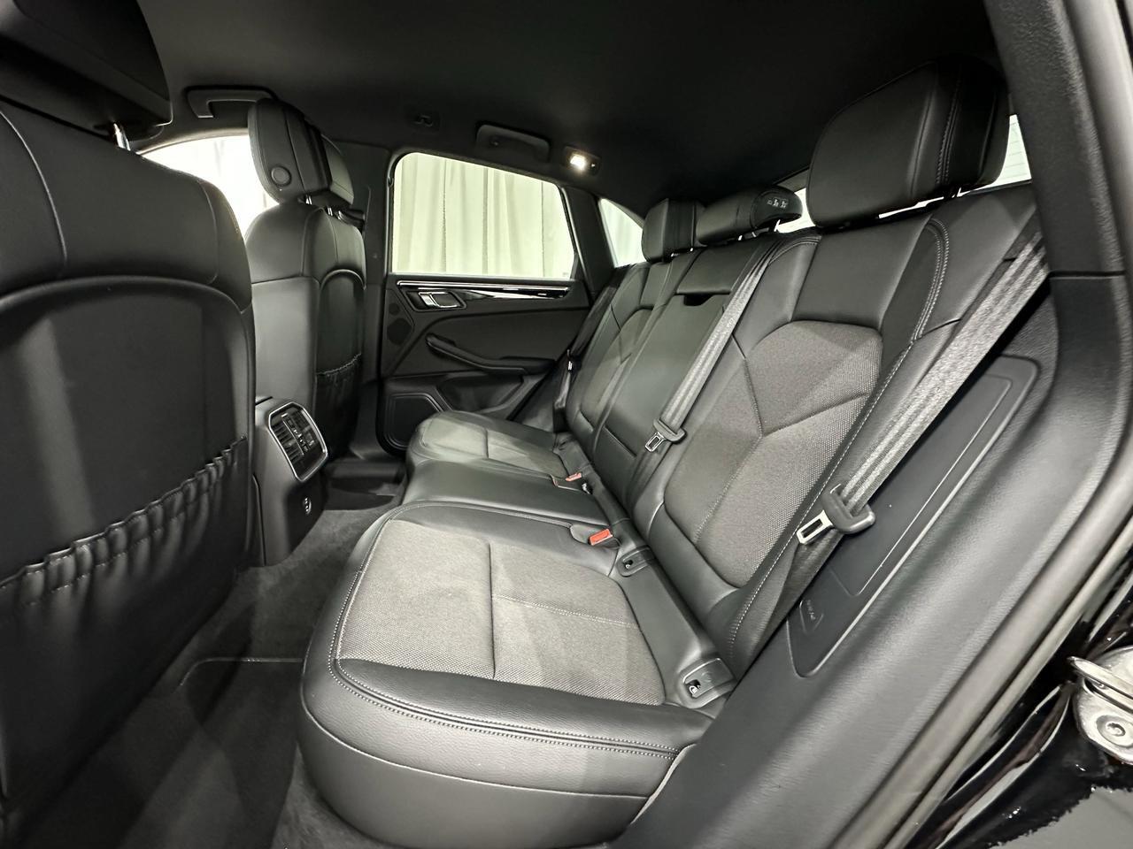 2024 Porsche Macan Newark DE
