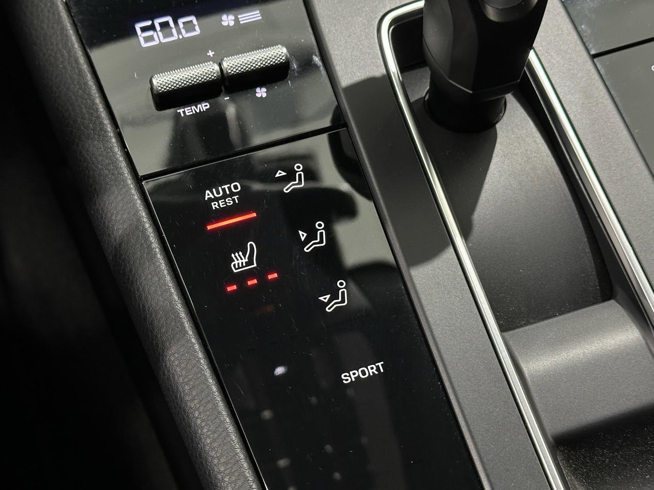 2024 Porsche Macan Newark DE