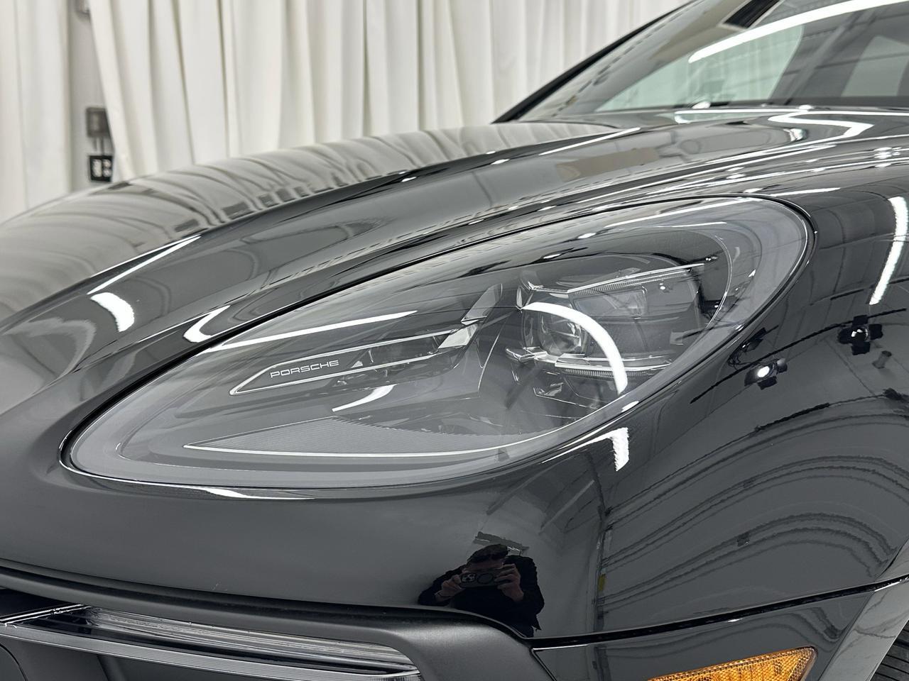 2024 Porsche Macan Newark DE