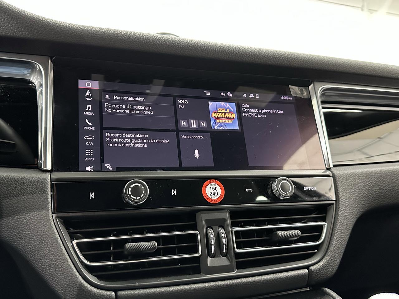 2024 Porsche Macan Newark DE