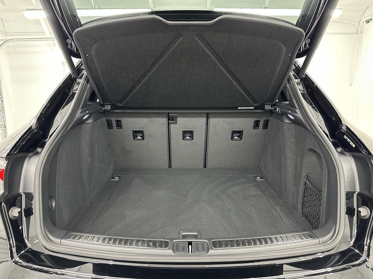 2024 Porsche Macan Newark DE