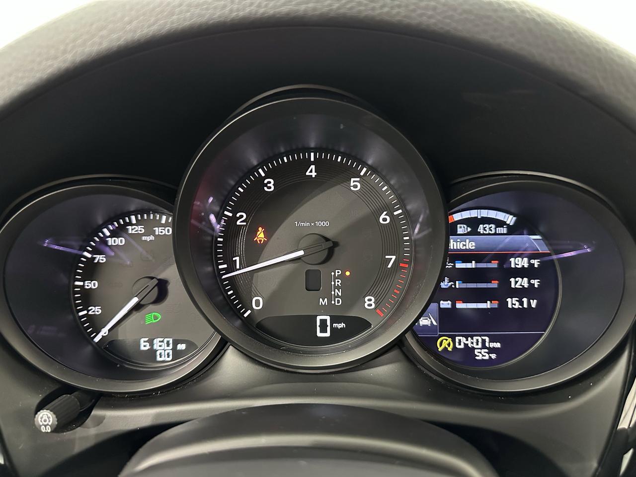 2024 Porsche Macan Newark DE