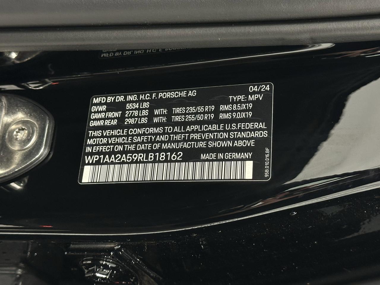 2024 Porsche Macan Newark DE