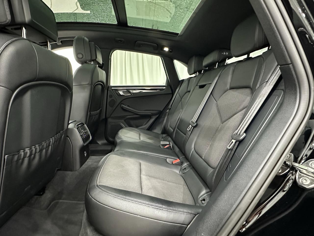 2024 Porsche Macan Newark DE